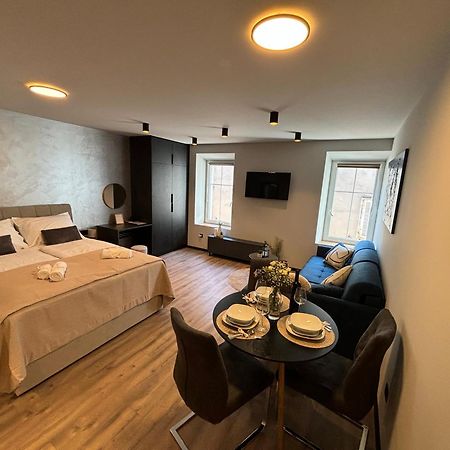 Studio Apartman Versi Old Town Zadar Dış mekan fotoğraf