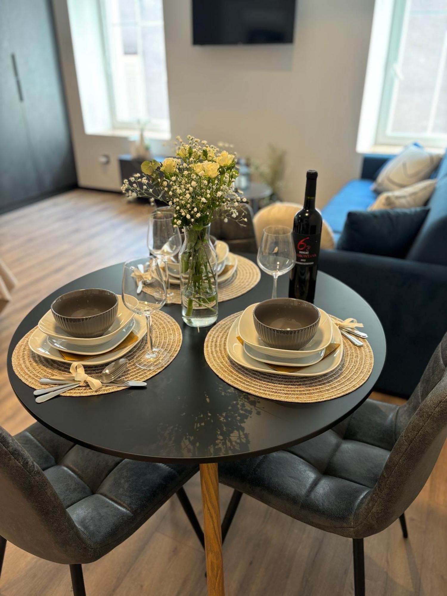 Studio Apartman Versi Old Town Zadar Dış mekan fotoğraf