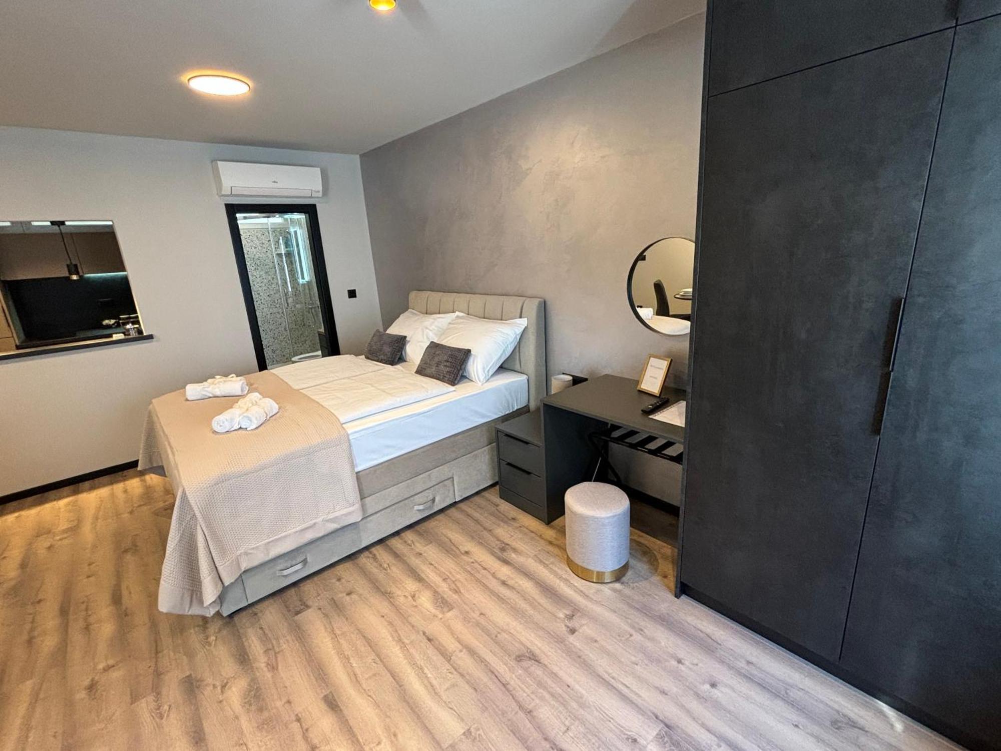 Studio Apartman Versi Old Town Zadar Dış mekan fotoğraf